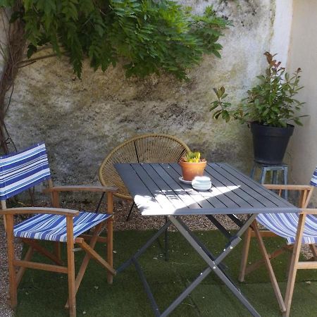 Aupres Du Chateau Breze Ngoại thất bức ảnh