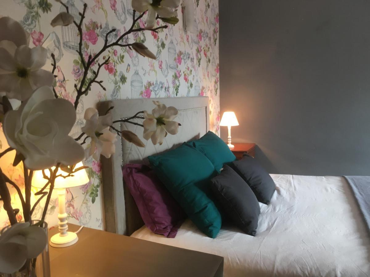 Aupres Du Chateau Breze Ngoại thất bức ảnh